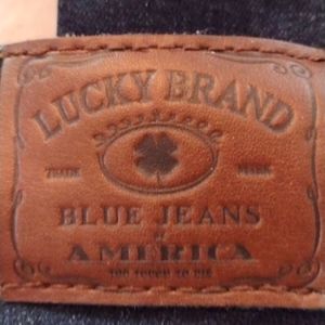 Authentic Lucky Stretch Denim, Brooke Straight in dark rinse, size 0 or 25.